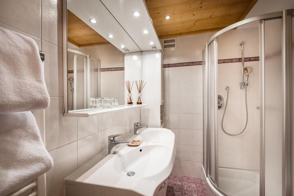 Residence Ciasa Planat San Cassiano  Eksteriør bilde