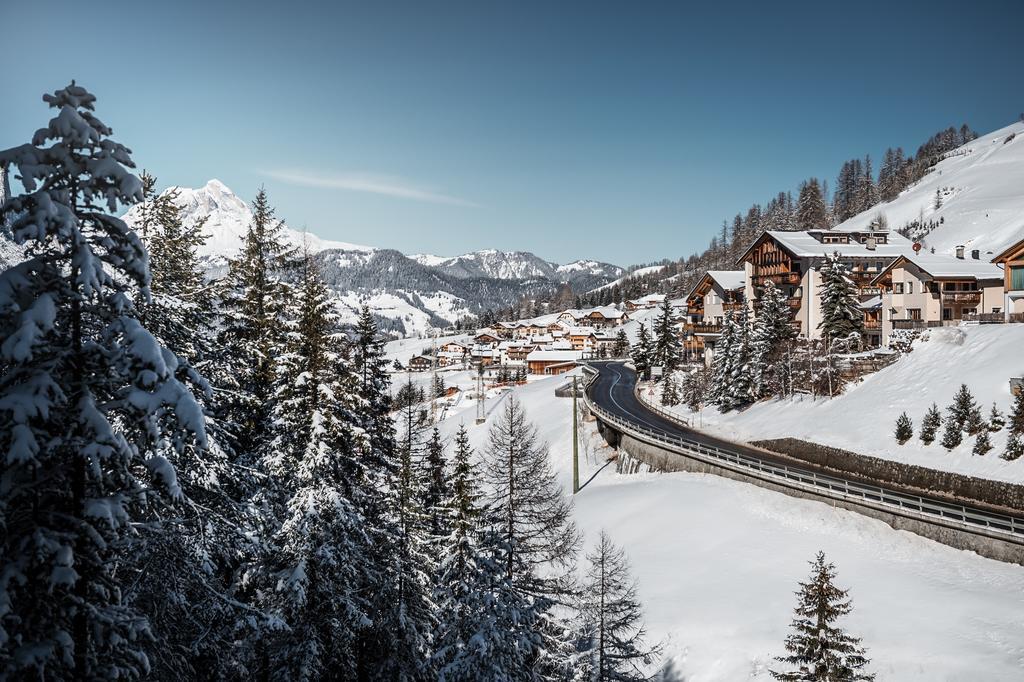 Residence Ciasa Planat San Cassiano  Eksteriør bilde